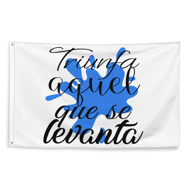 Bandera "Triunfa aquel que se levanta"