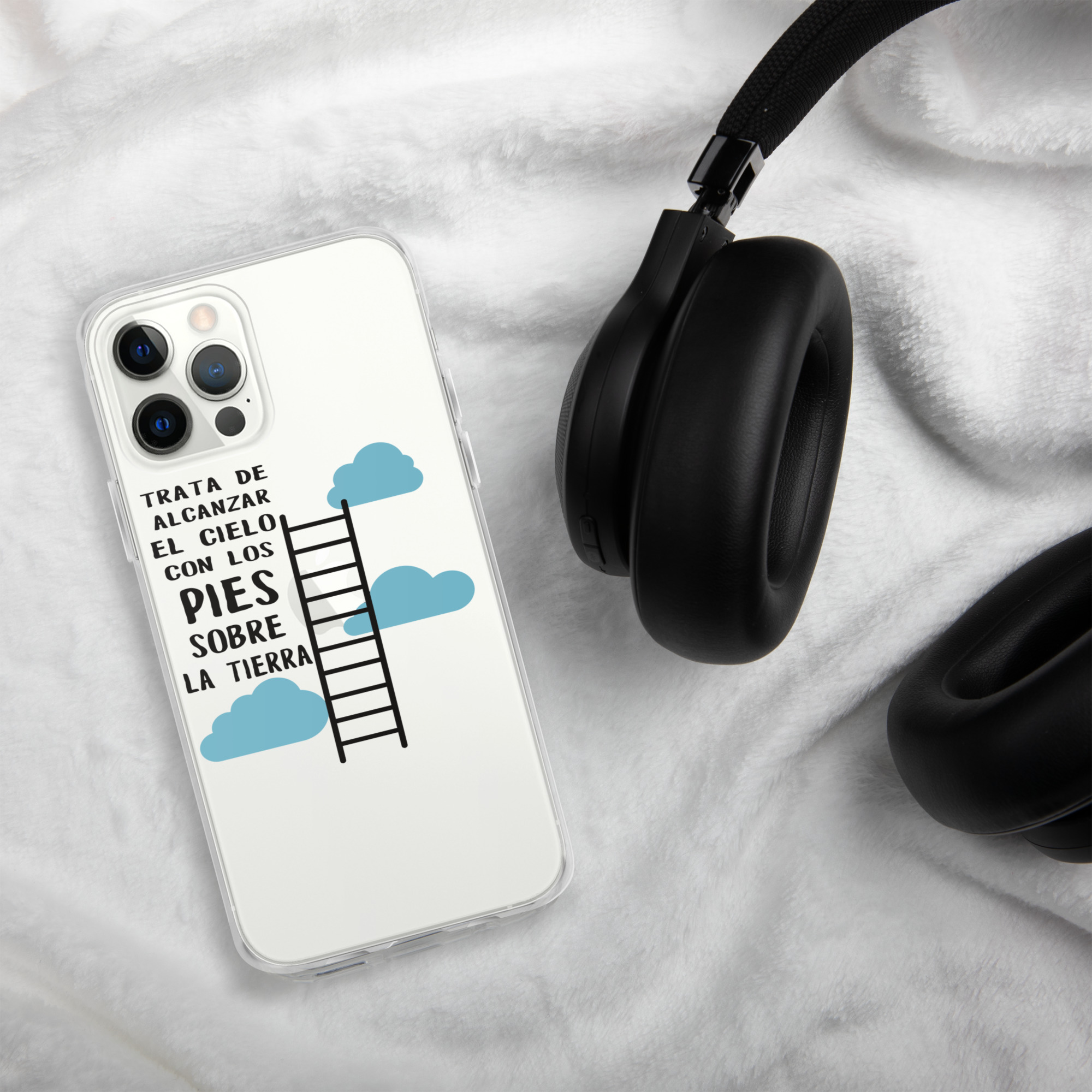 Funda transparente para iPhone® "Trata de alcanzar el cielo con los pies sobre la tierra" - Imagen 2